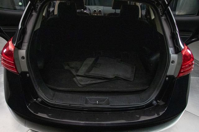 Used 2015 Nissan Rogue S w/ Convenience Package image 19