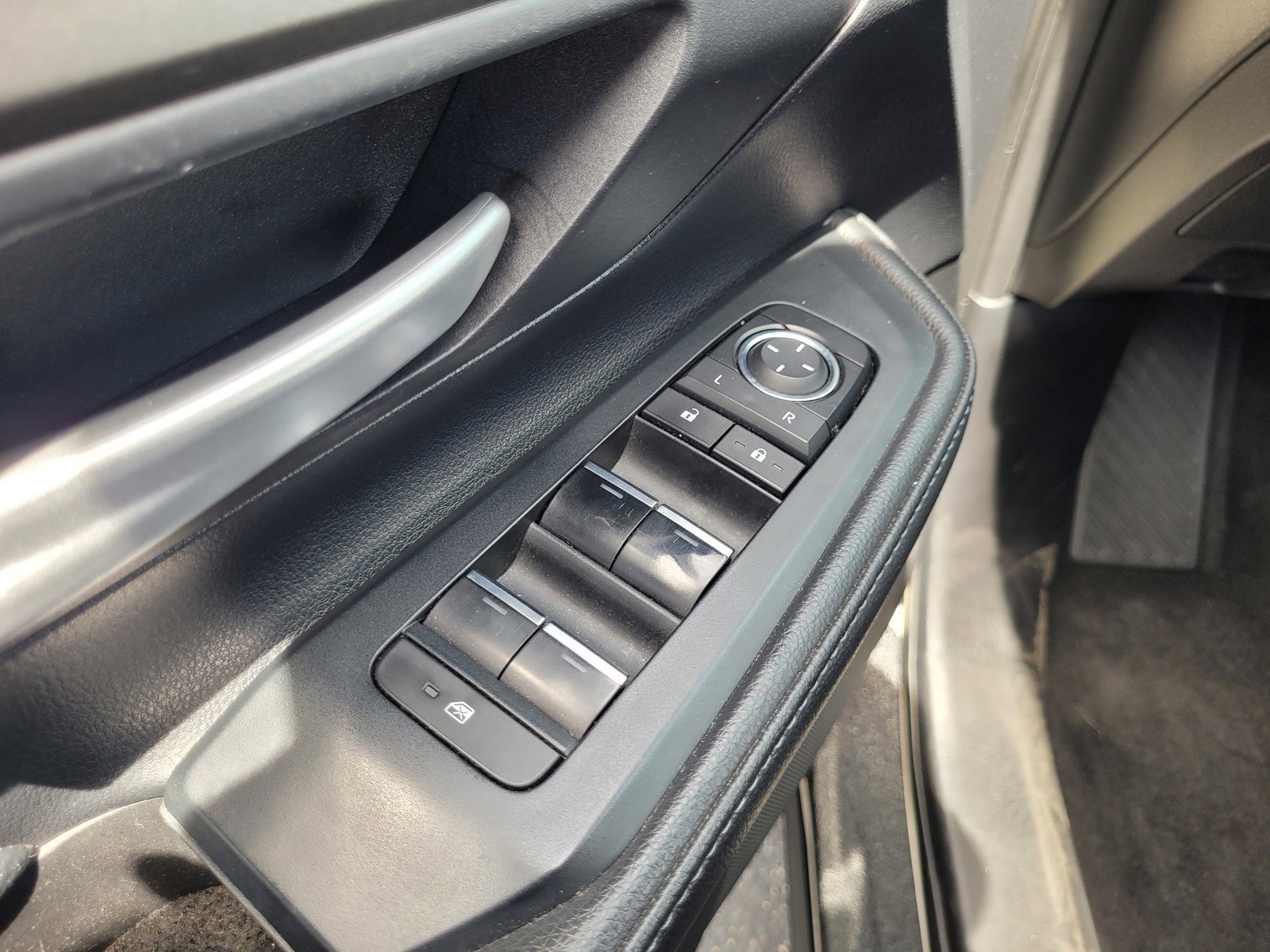 Used 2024 Toyota Grand Highlander FWD image 26