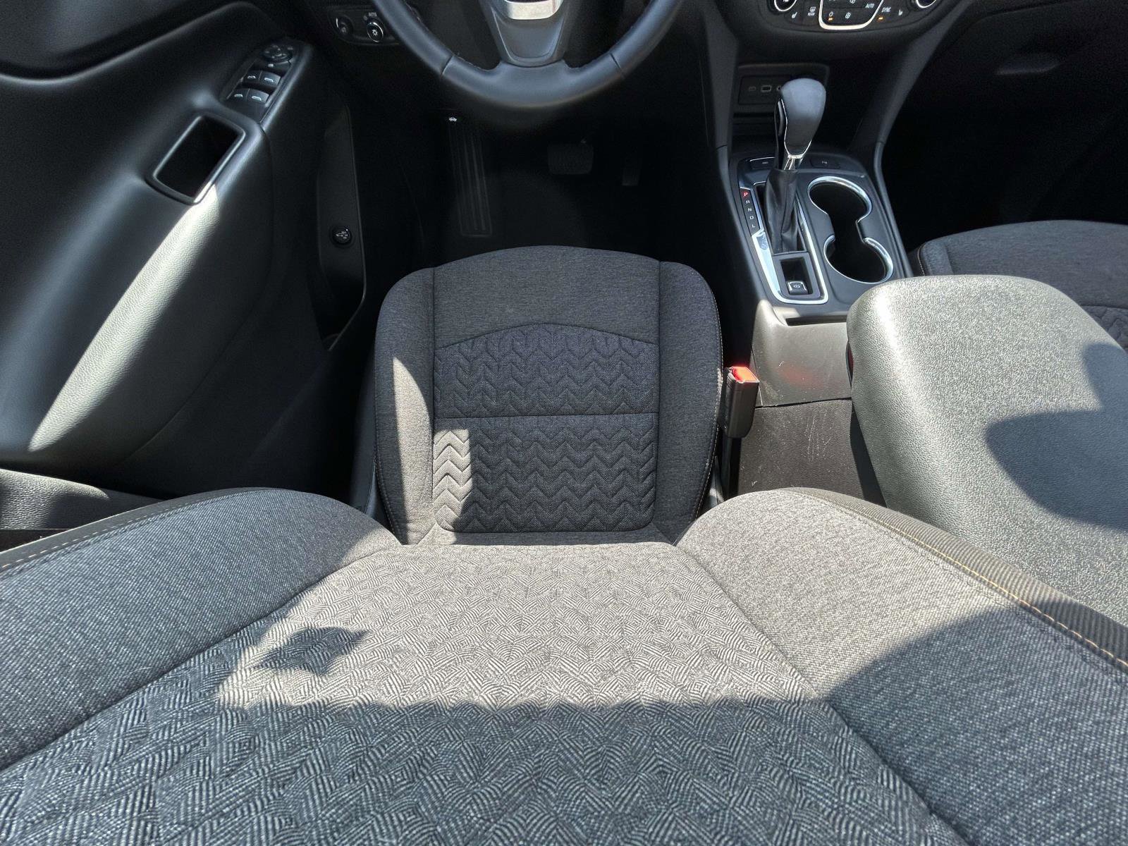 Used 2024 Chevrolet Equinox LT image 13