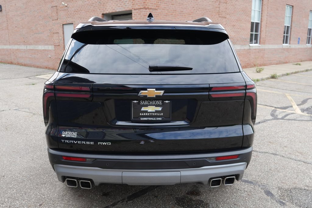Used 2025 Chevrolet Traverse LT w/ Enhanced Driving Package AWD/4WD image 5