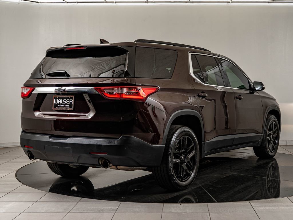 Used 2020 Chevrolet Traverse LT FWD image 5