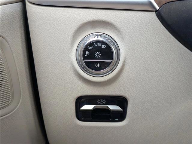 New 2026 Mercedes-Benz C 300 Sedan image 12