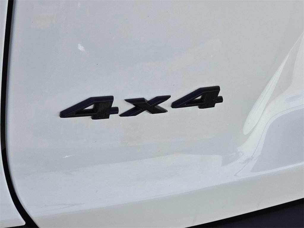 Used 2020 Jeep Cherokee Latitude Plus image 10