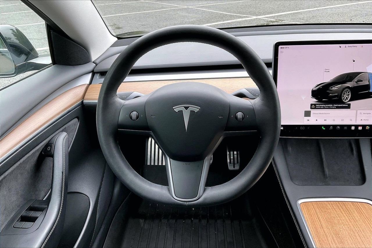 Used 2022 Tesla Model 3 Long Range AWD/4WD image 10