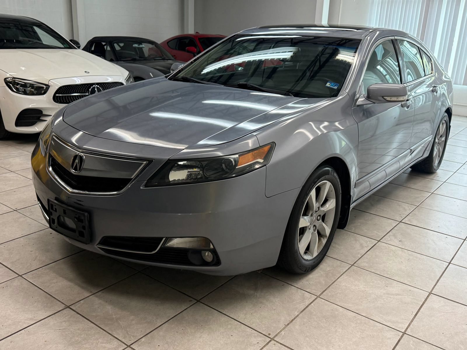 Used 2012 Acura TL w/ Technology Package FWD image 3