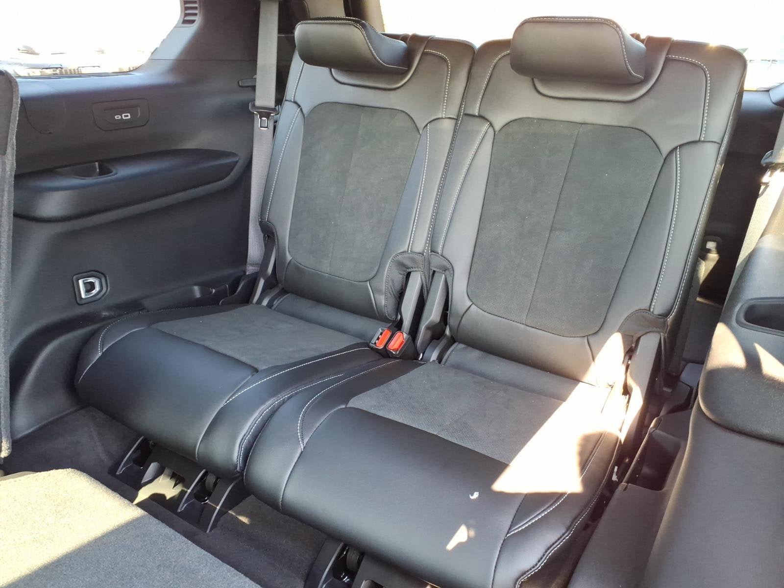 New 2026 Jeep Grand Cherokee L 4WD image 7