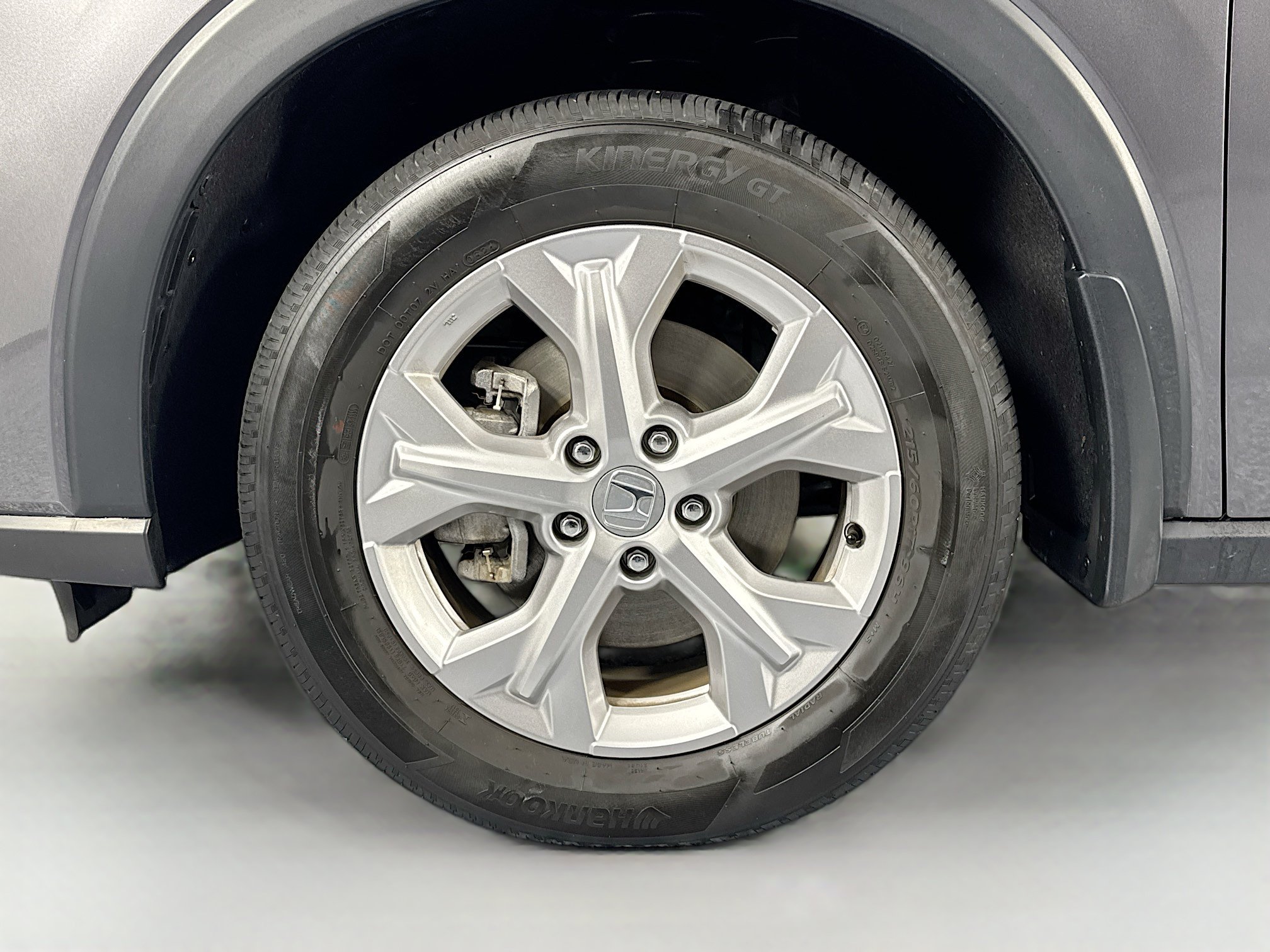 Certified 2024 Honda HR-V LX image 28