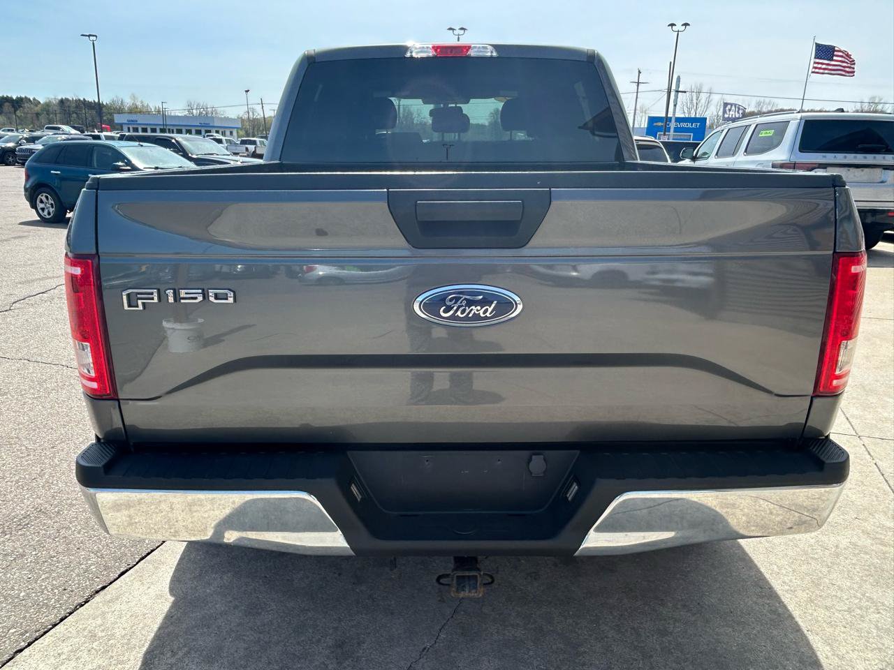 Used 2017 Ford F150 XLT AWD/4WD image 6