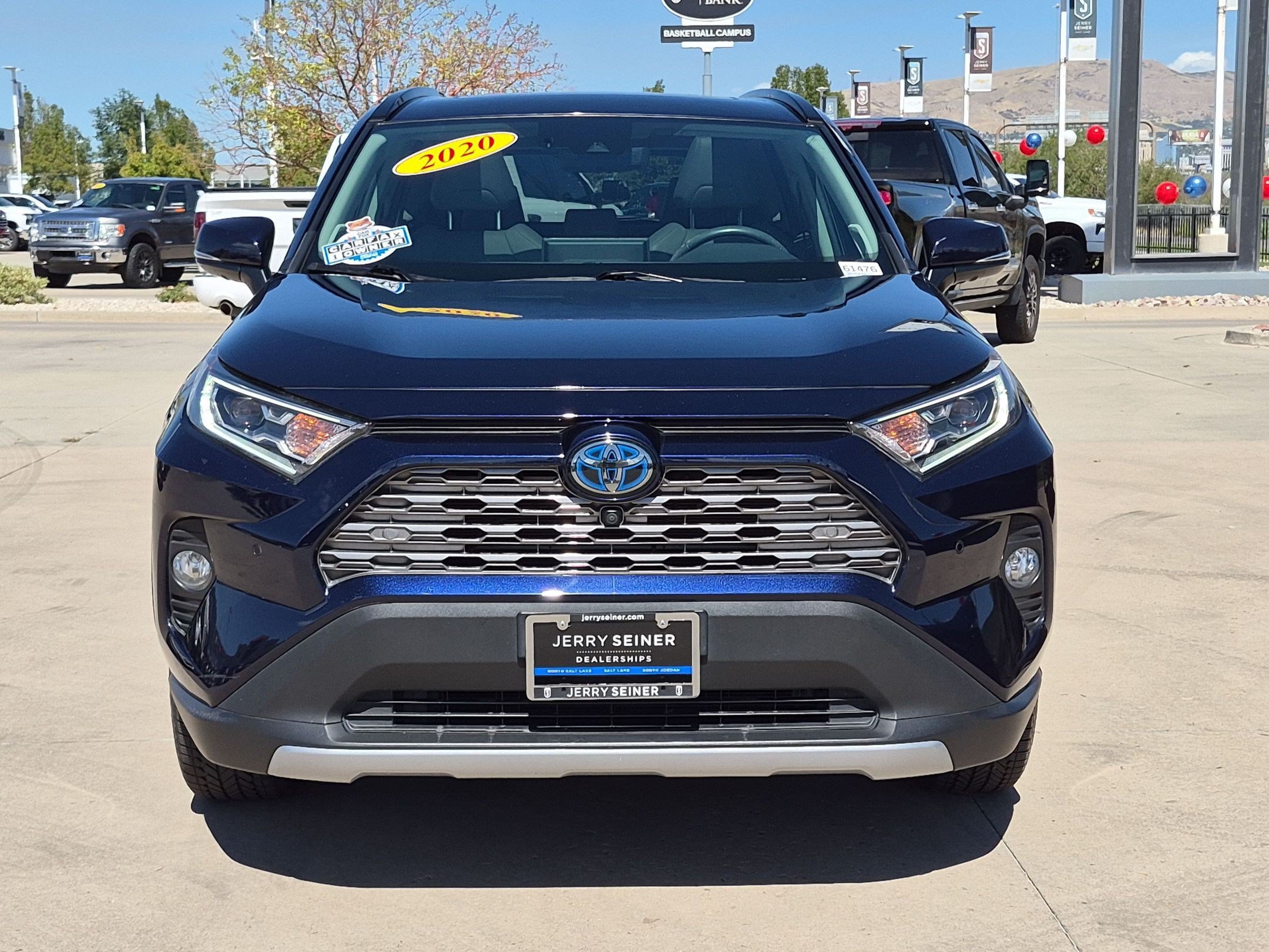 Used 2020 Toyota RAV4 Limited AWD/4WD image 8