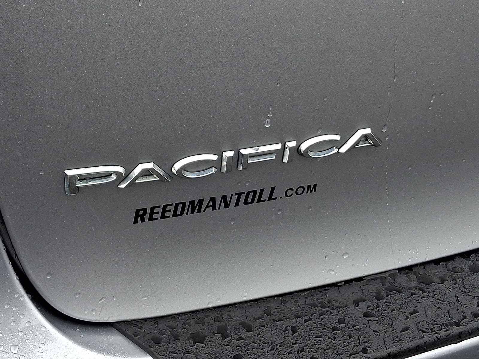 Used 2017 Chrysler Pacifica Touring w/ Tire & Wheel Group image 30