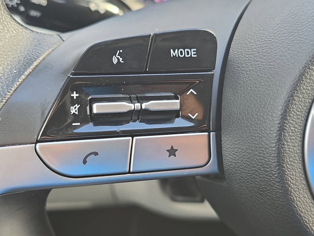 Certified 2022 Hyundai Tucson SEL image 16