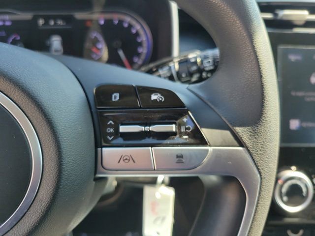Certified 2023 Hyundai Tucson SE FWD image 20