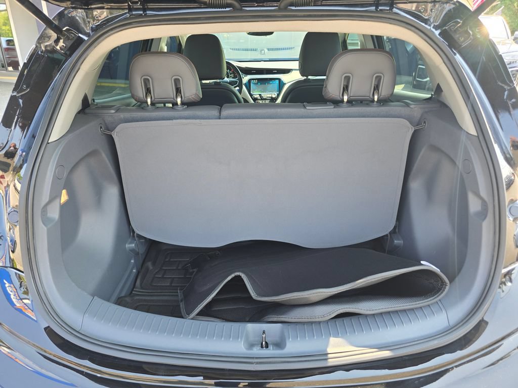 Used 2020 Chevrolet Bolt Premier w/ Infotainment Package FWD image 14