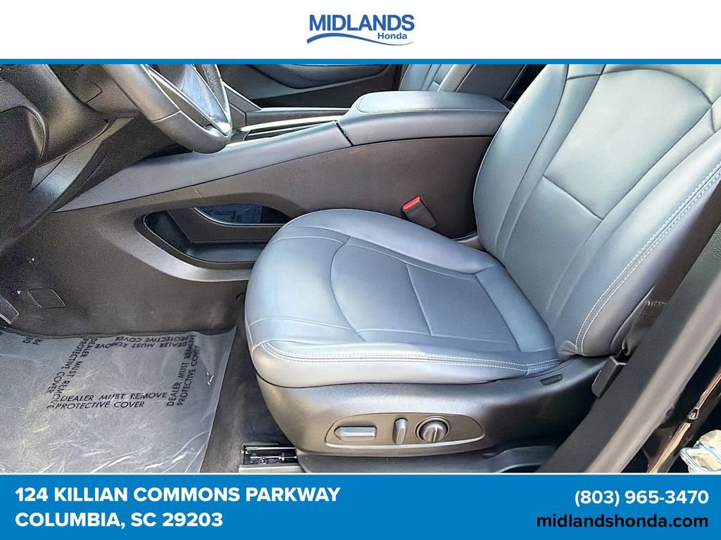Used 2022 Buick Enclave Essence w/ Experience Buick Package AWD/4WD image 23