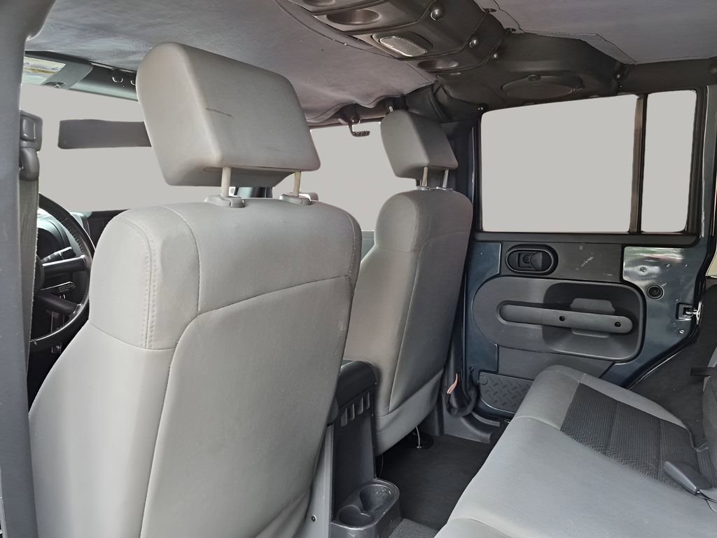 Used 2008 Jeep Wrangler X image 18