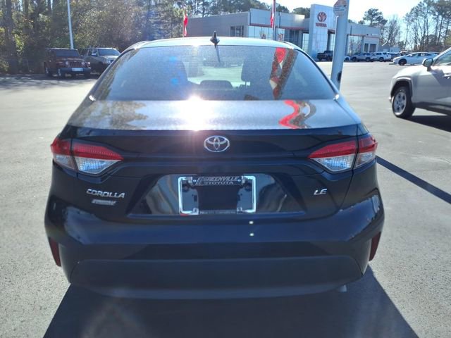 Used 2024 Toyota Corolla LE image 2