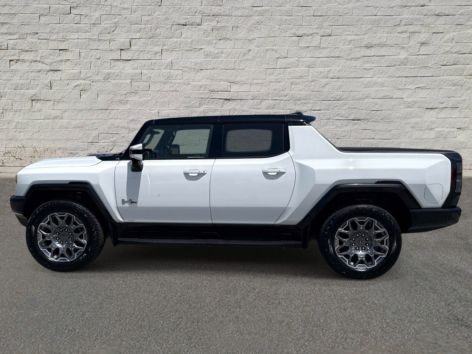 Used 2025 GMC Hummer EV 3X AWD/4WD image 8