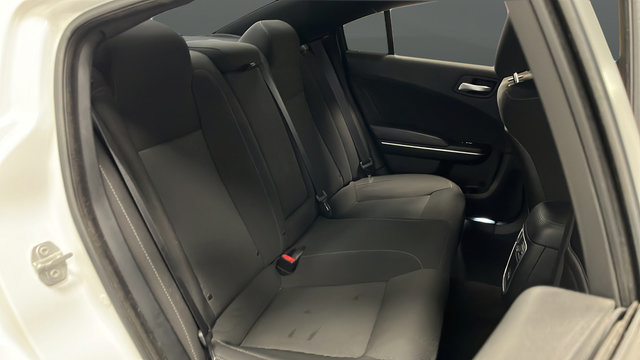Used 2017 Dodge Charger R/T Scat Pack RWD image 25