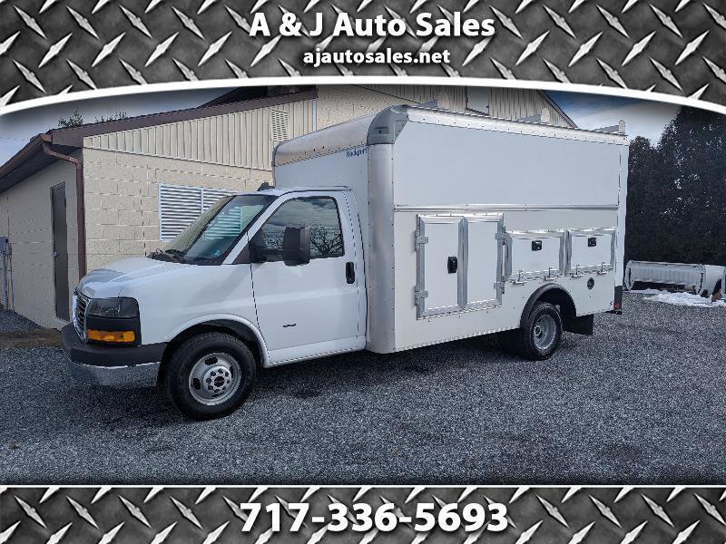 Used 2022 GMC Savana 3500 w/ Power Convenience Package image 1
