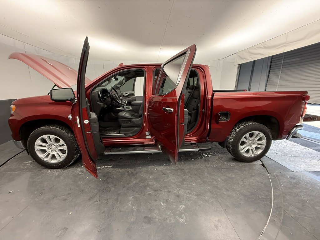 Used 2023 Chevrolet Silverado 1500 LTZ image 17