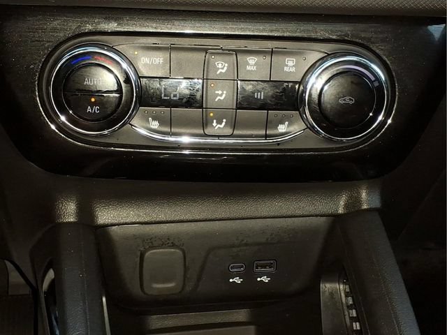 Used 2024 Chevrolet TrailBlazer LT w/ Convenience Package FWD image 21