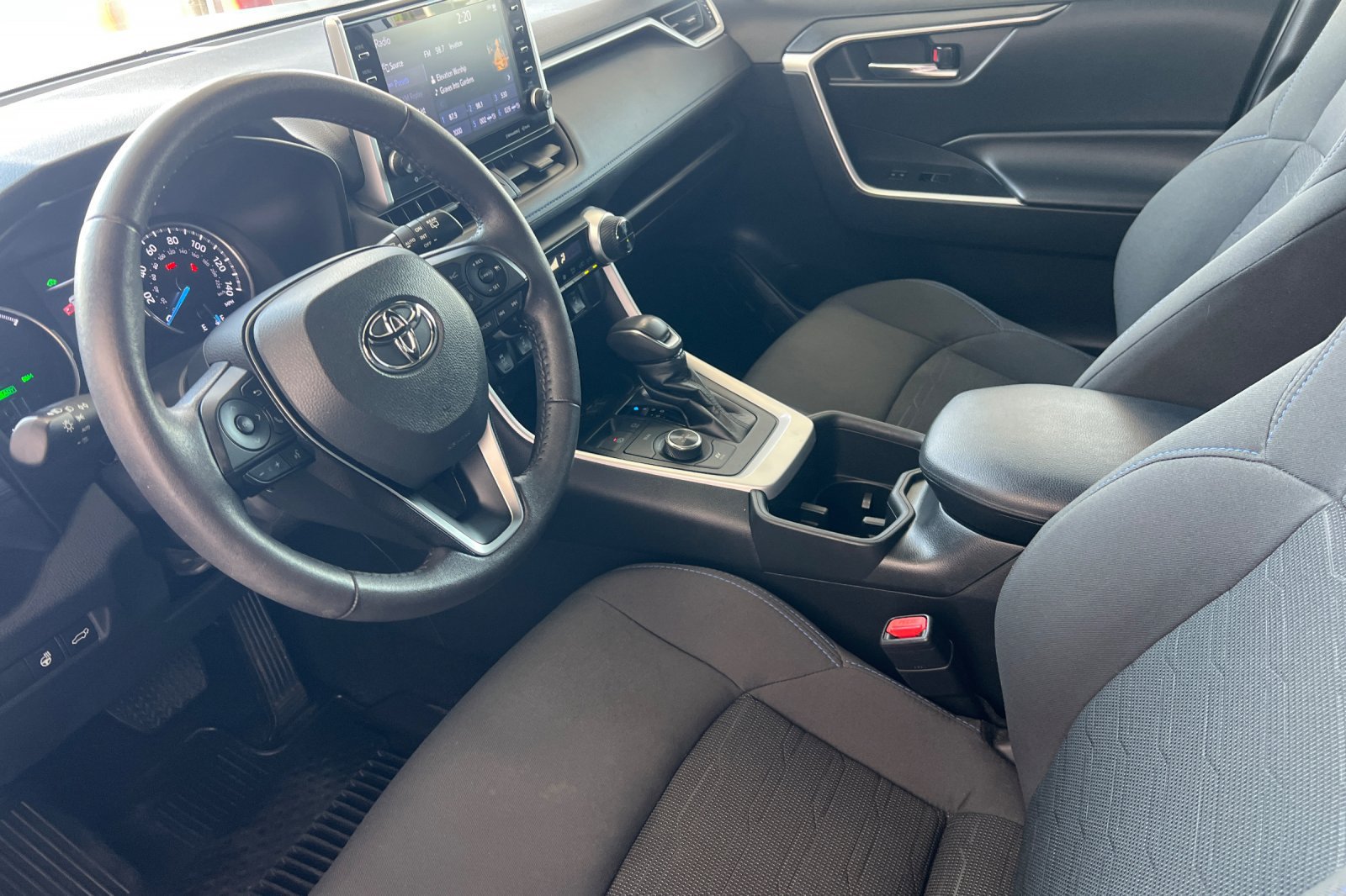 Certified 2022 Toyota RAV4 SE w/ Convenience Package AWD/4WD image 7