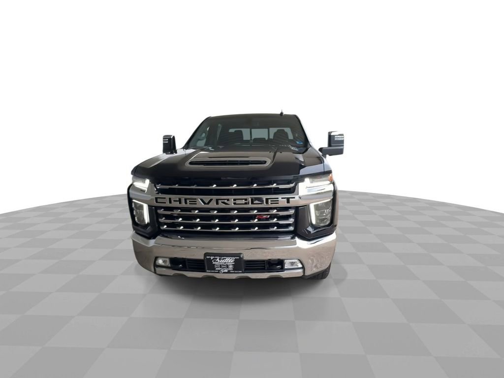 Used 2021 Chevrolet Silverado 2500 LTZ AWD/4WD image 3