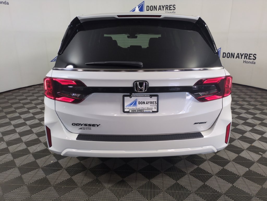 New 2027 Honda Odyssey Sport-L image 4