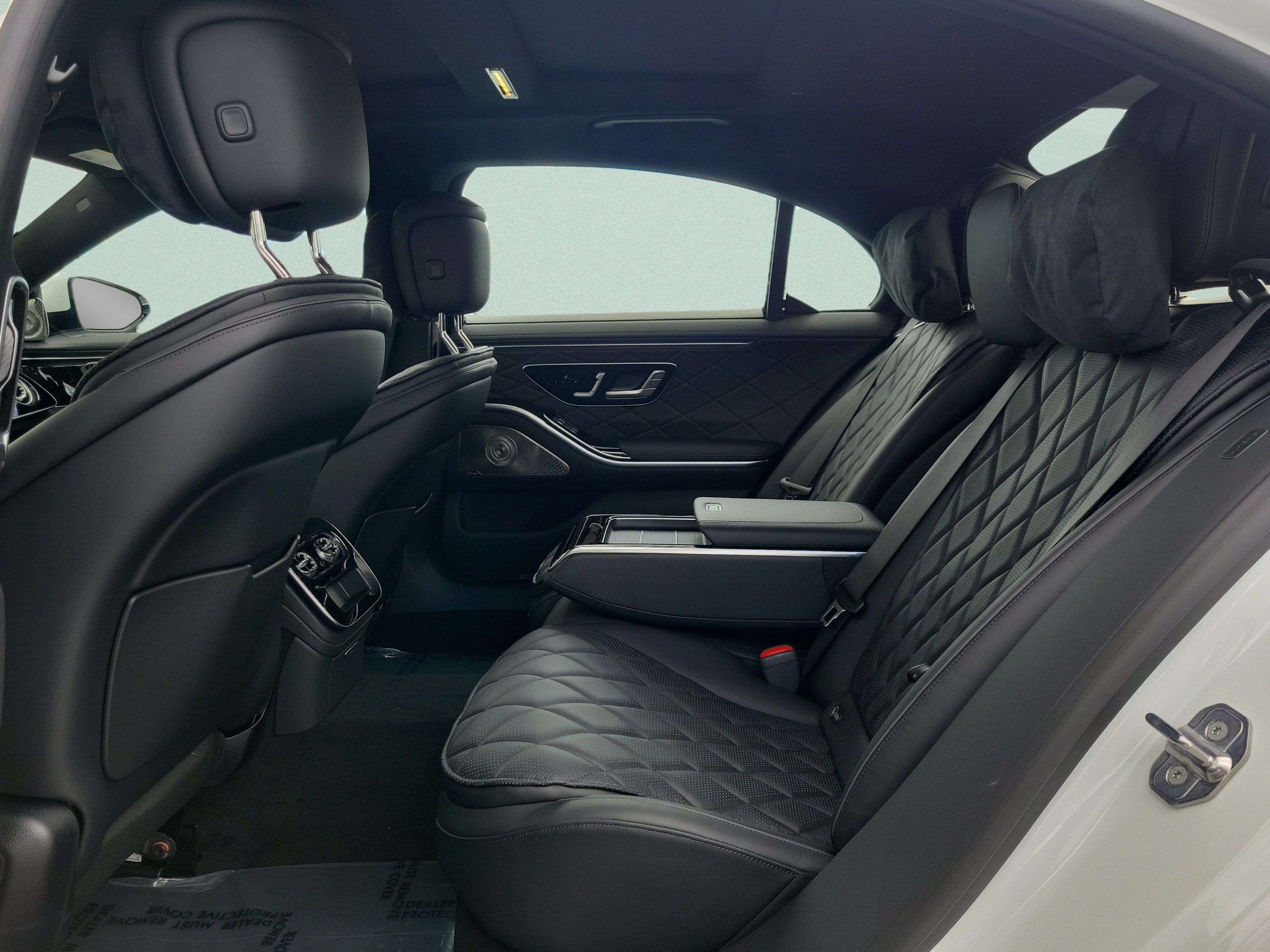 New 2027 Mercedes-Benz S 580 4MATIC Sedan image 9
