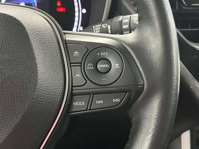 Used 2024 Toyota Corolla Cross XLE image 29