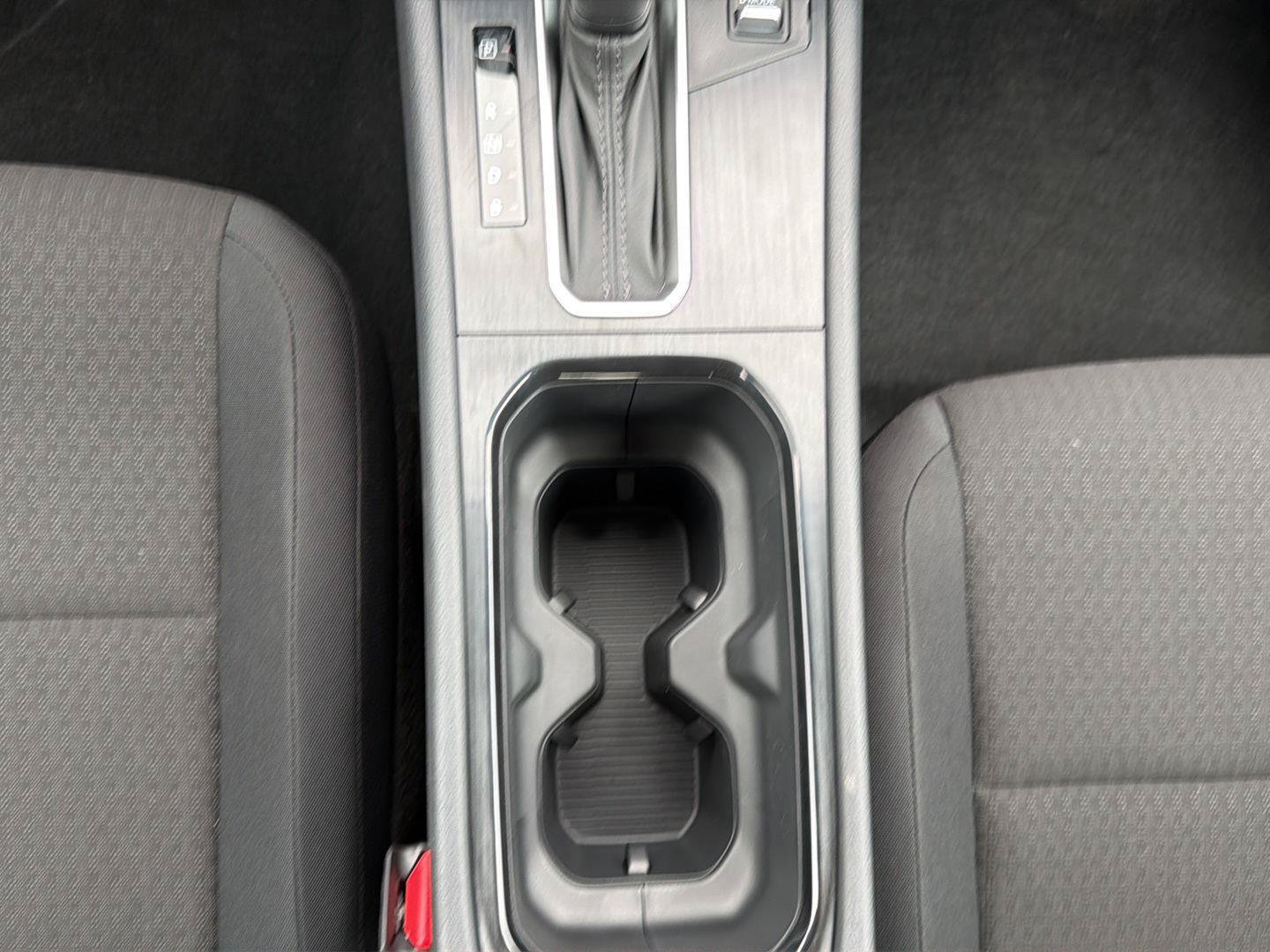 New 2027 Nissan Kicks S FWD image 19