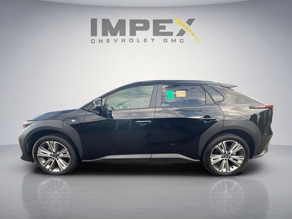 Used 2024 Subaru Solterra AWD/4WD image 2