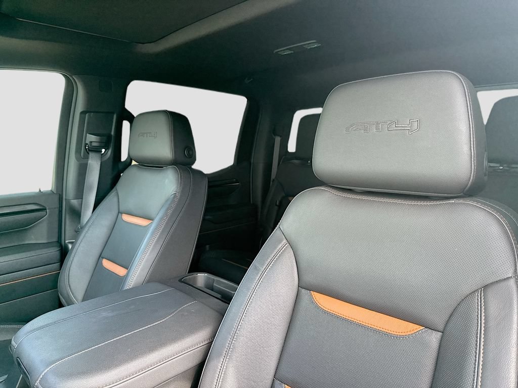 Used 2025 GMC Sierra 1500 AT4 w/ AT4 Premium Package AWD/4WD image 13