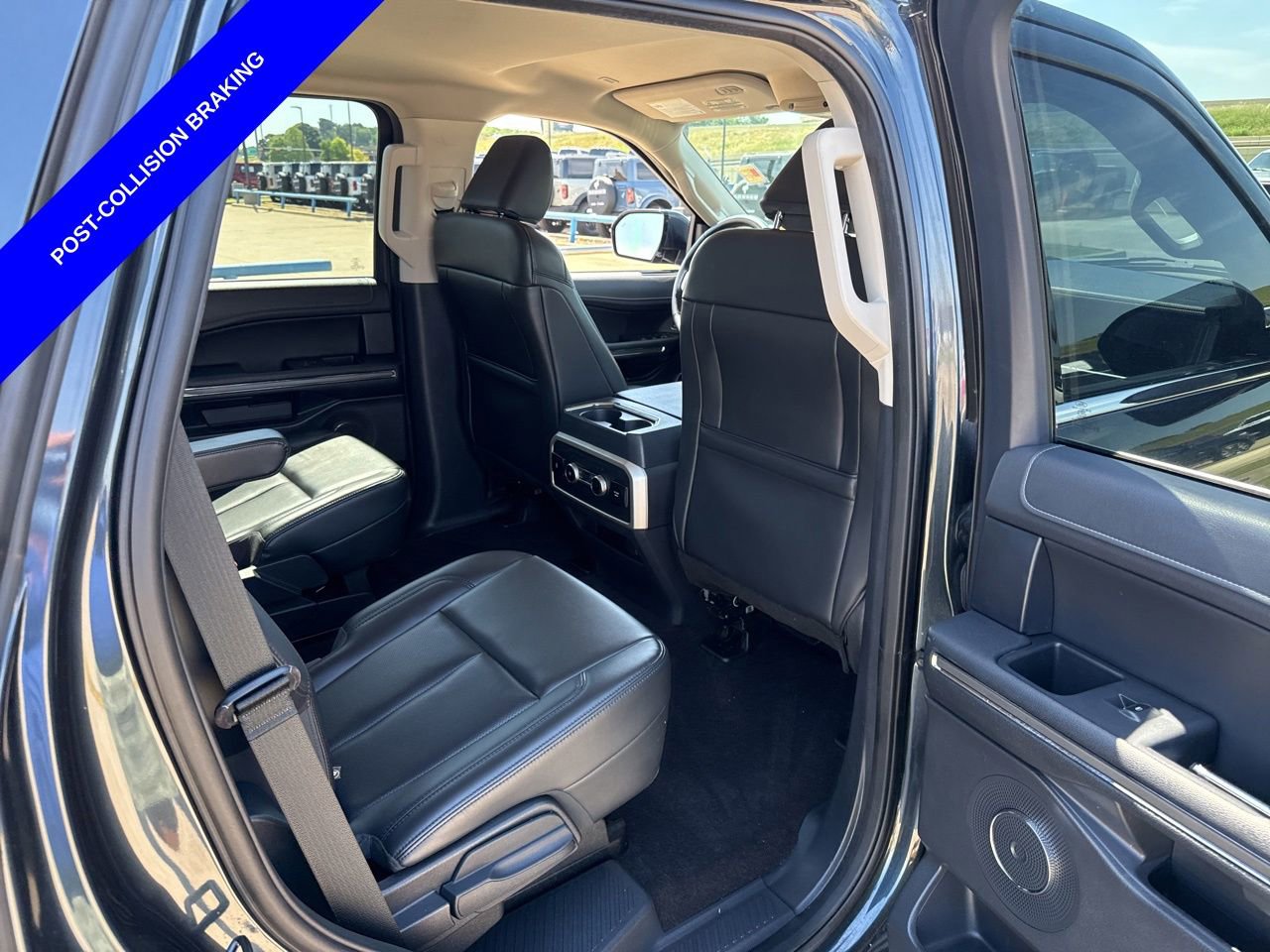 Used 2022 Ford Expedition XLT RWD image 14
