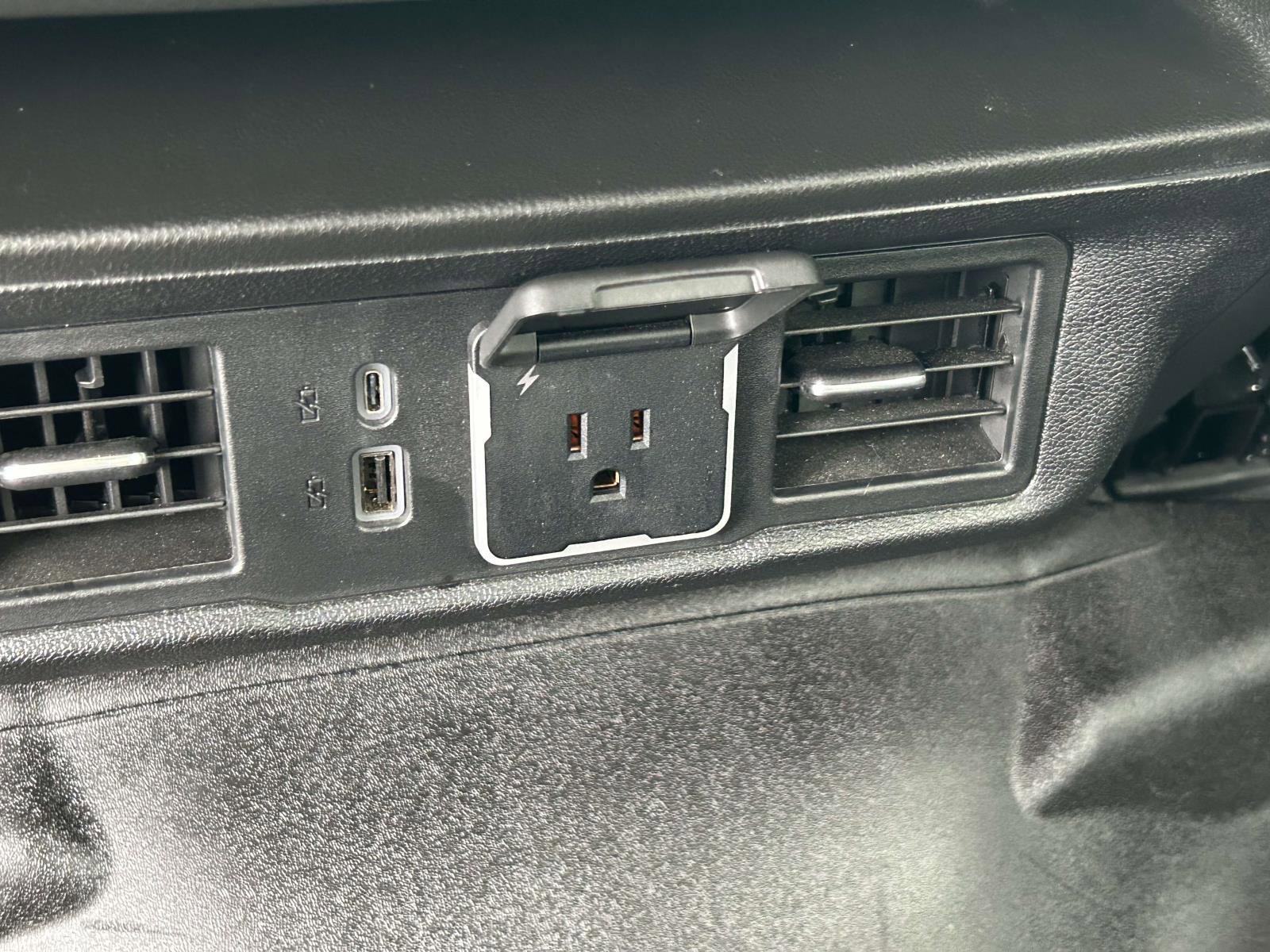 Used 2024 Chevrolet Silverado 3500 LT w/ All Star Edition image 16