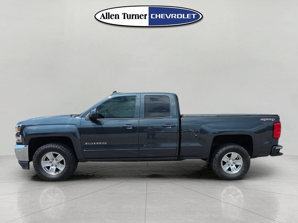 Used 2017 Chevrolet Silverado 1500 LT w/ All Star Edition AWD/4WD image 6