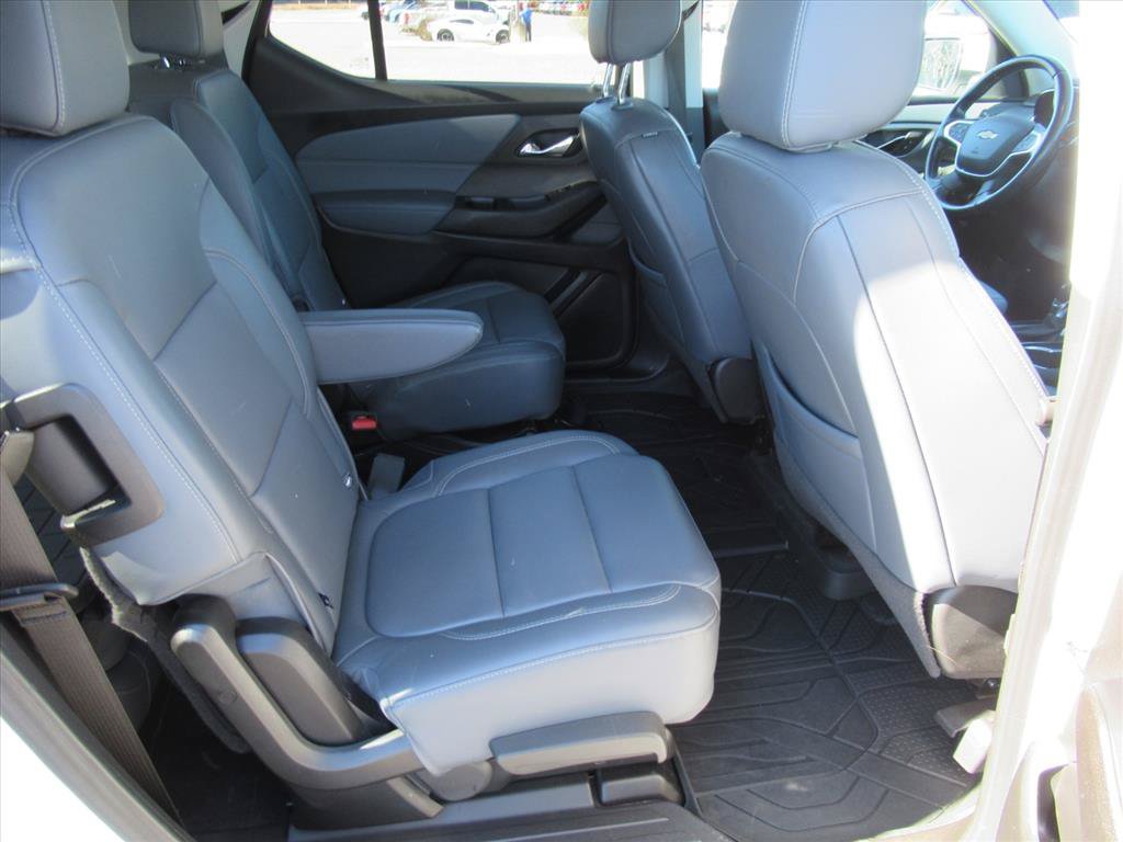 Certified 2021 Chevrolet Traverse LT w/ LT Premium Package FWD image 36