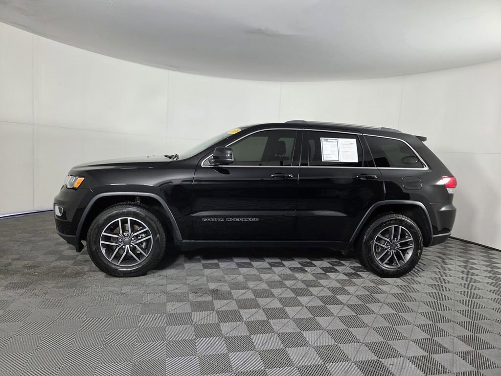 Certified 2019 Jeep Grand Cherokee Laredo w/ Laredo X Package image 8