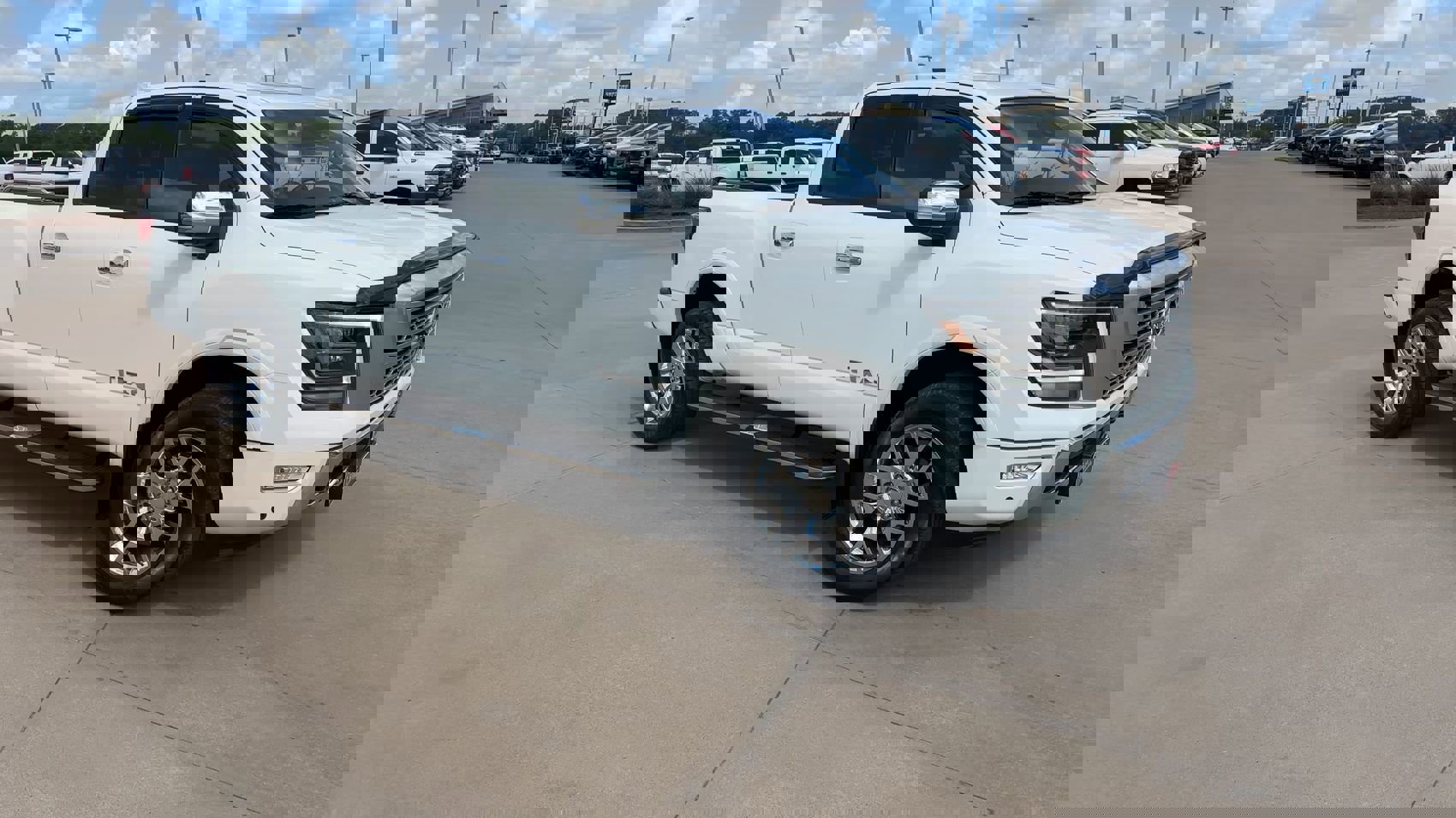 Used 2023 Nissan Titan Platinum Reserve w/ Moonroof Package image 2