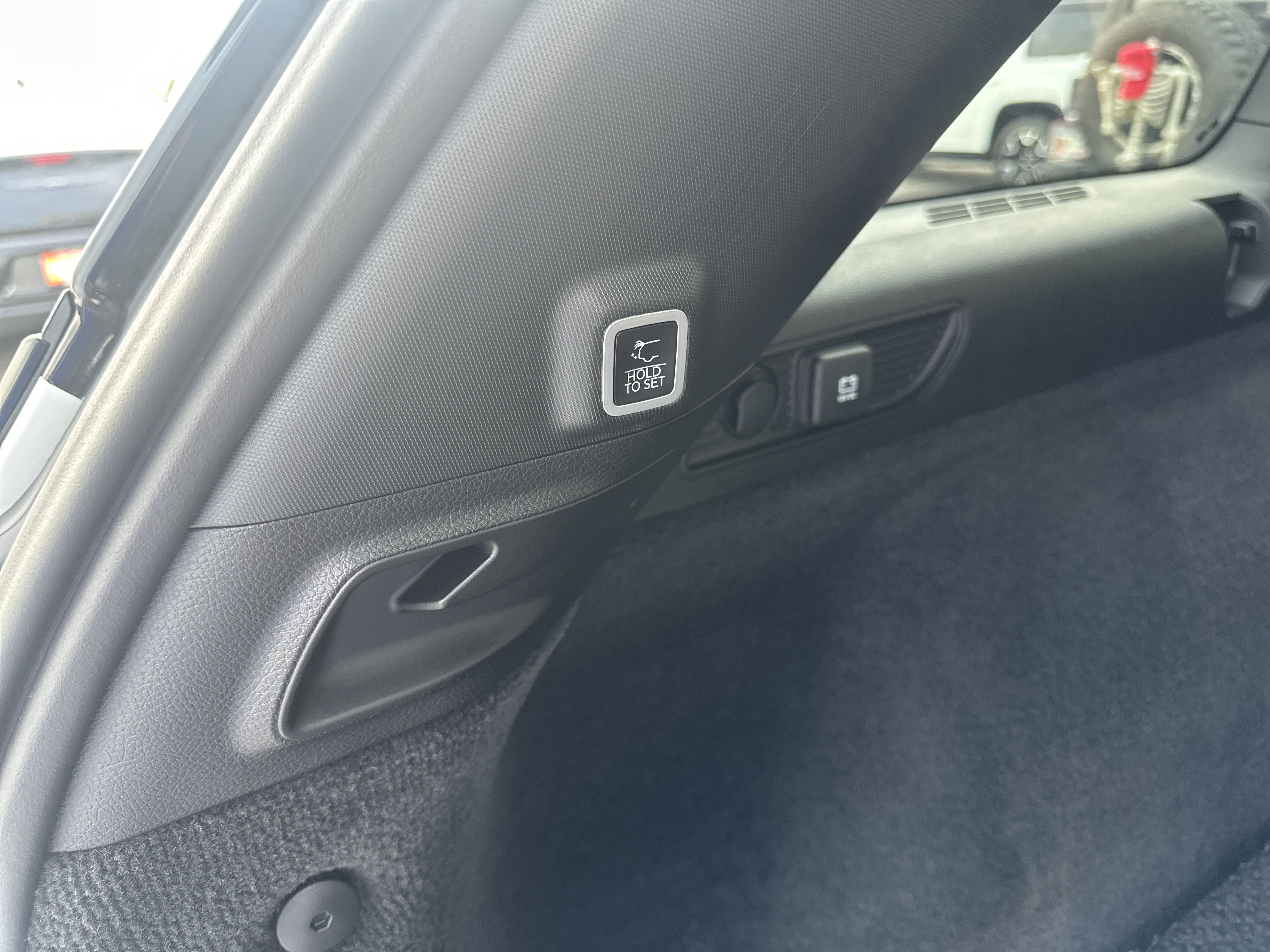 Used 2024 Jeep Grand Cherokee Summit image 23