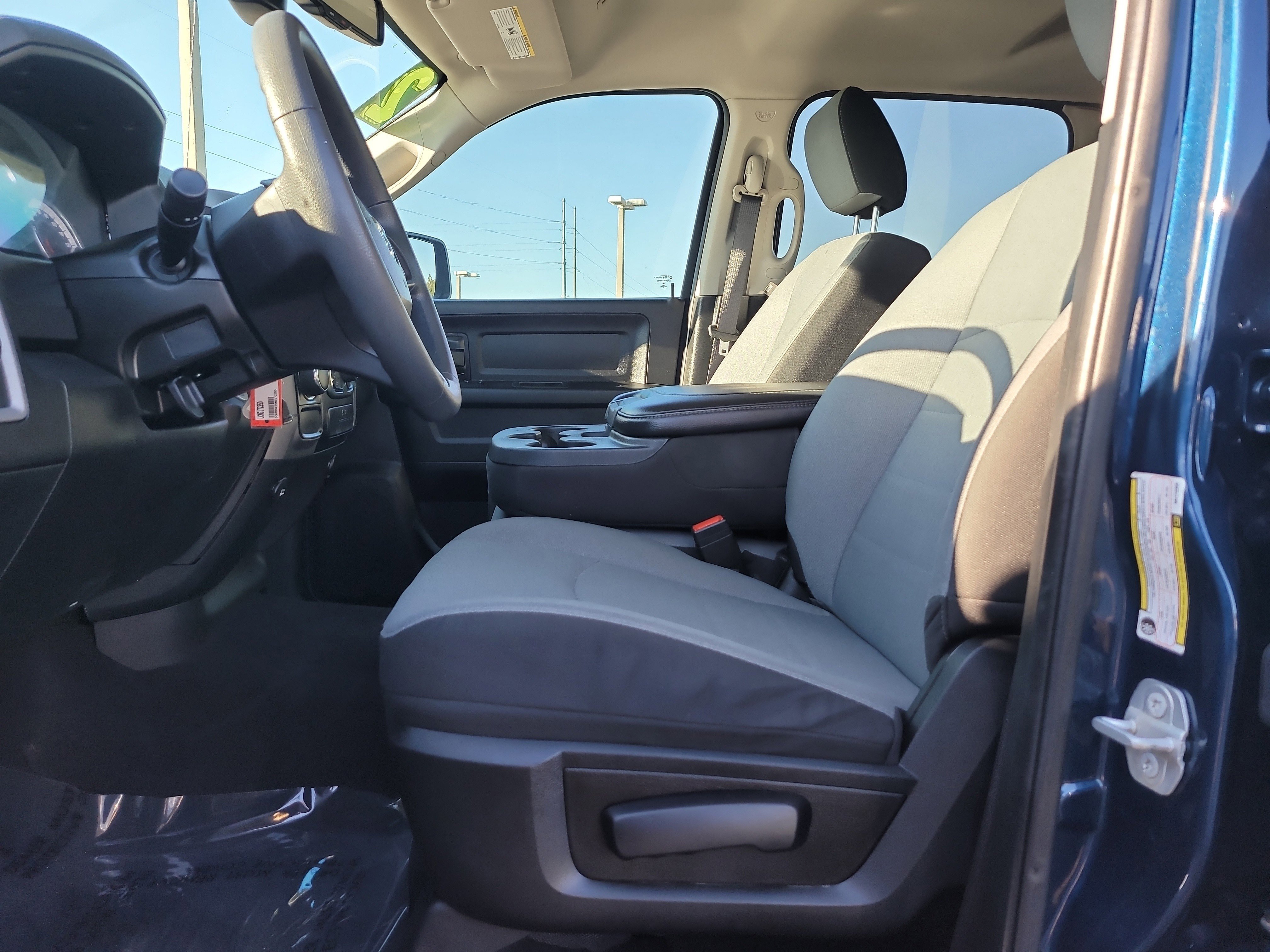 Used 2022 RAM 1500 Tradesman w/ Tradesman SXT Package image 18