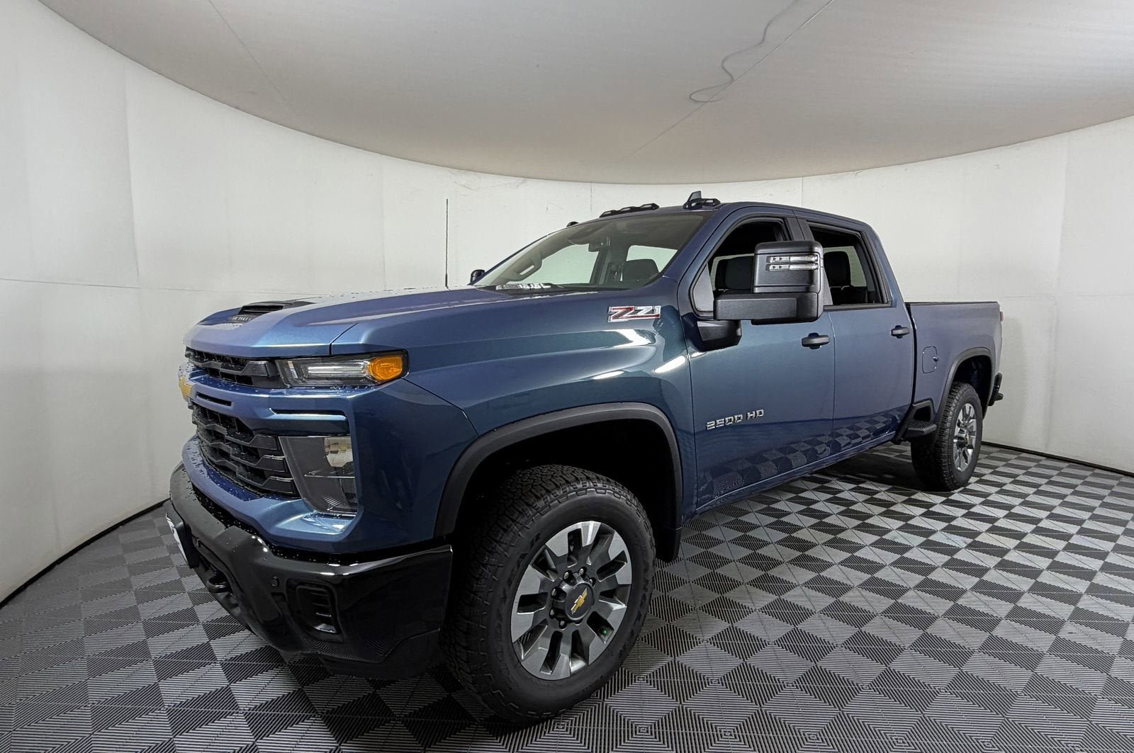 New 2026 Chevrolet Silverado 2500 Custom w/ Custom Value Package AWD/4WD image 2
