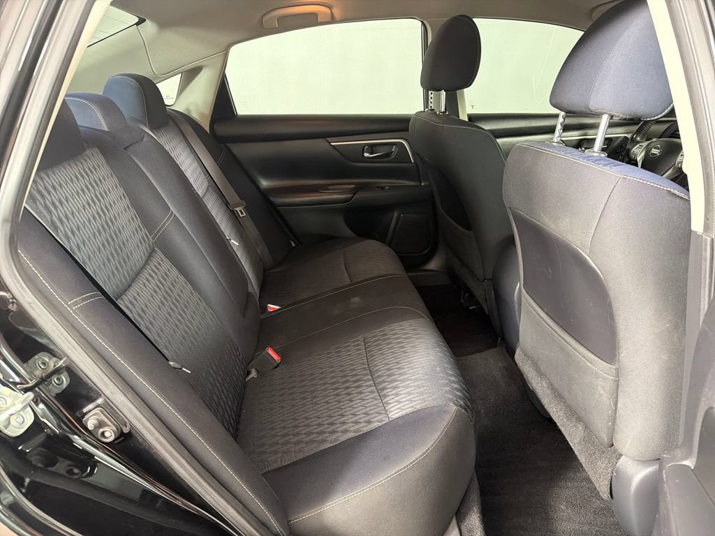 Used 2018 Nissan Altima 2.5 SV FWD image 21