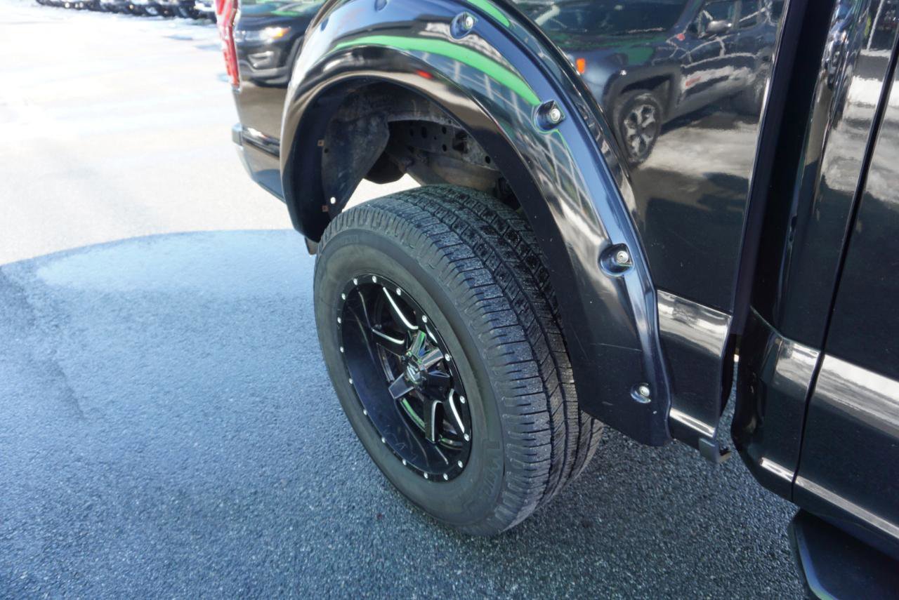 Used 2018 Ford F150 XLT w/ Trailer Tow Package image 4
