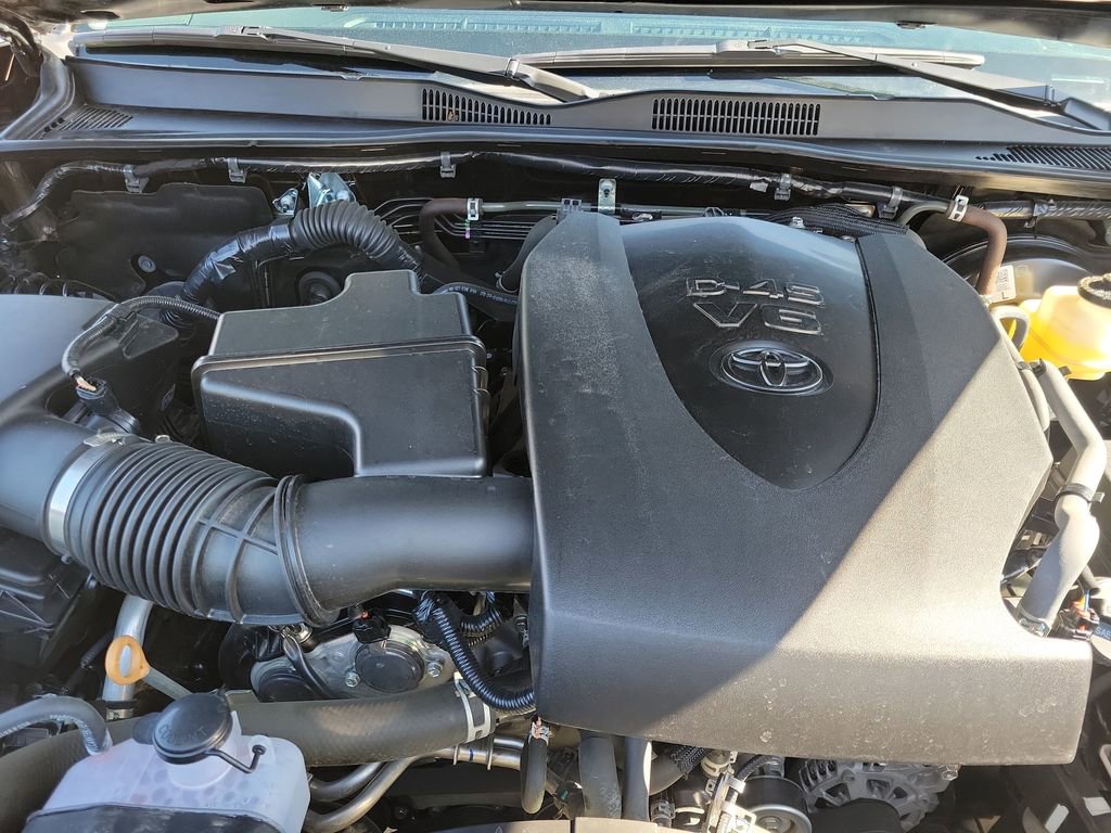 Certified 2023 Toyota Tacoma SR5 image 32