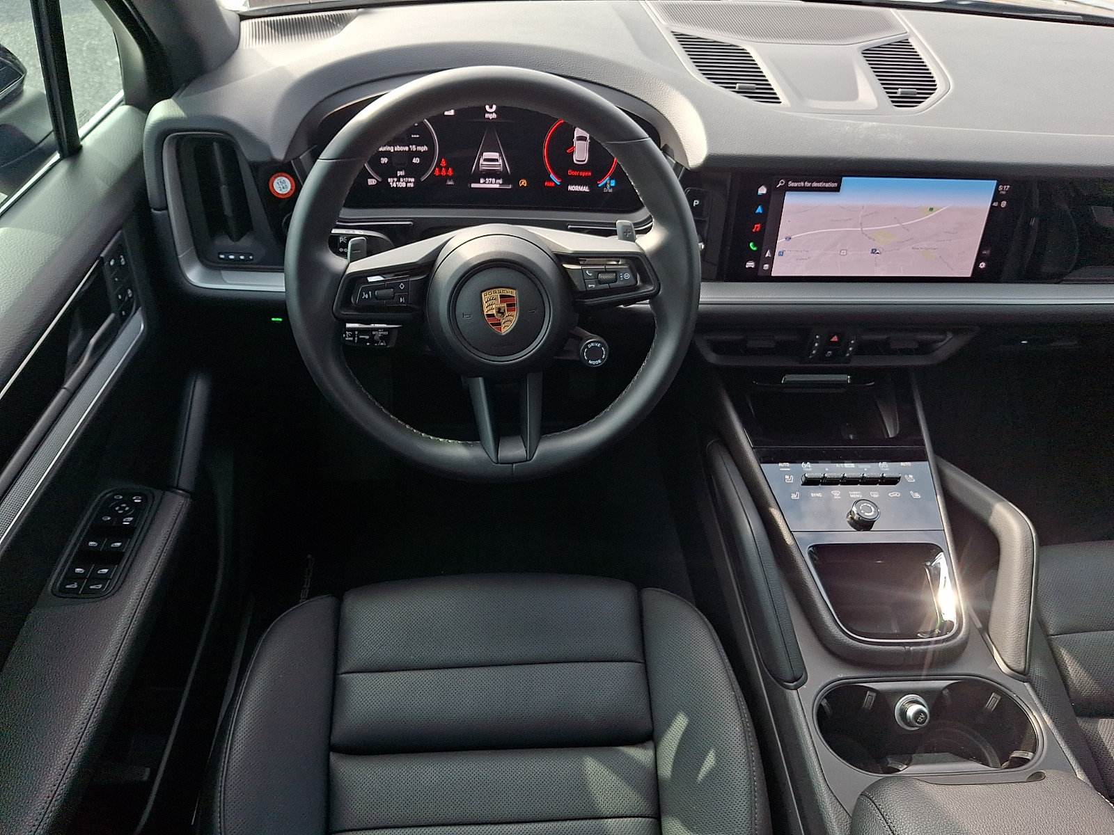 Used 2024 Porsche Cayenne AWD/4WD image 10