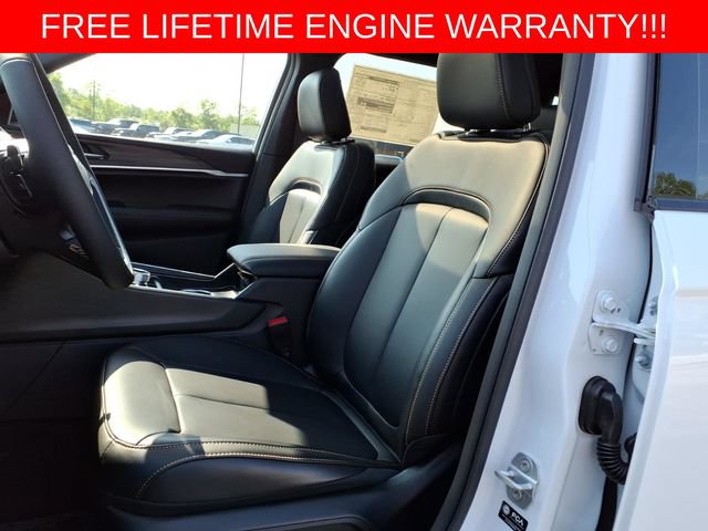 New 2026 Jeep Grand Cherokee L Limited AWD/4WD image 12