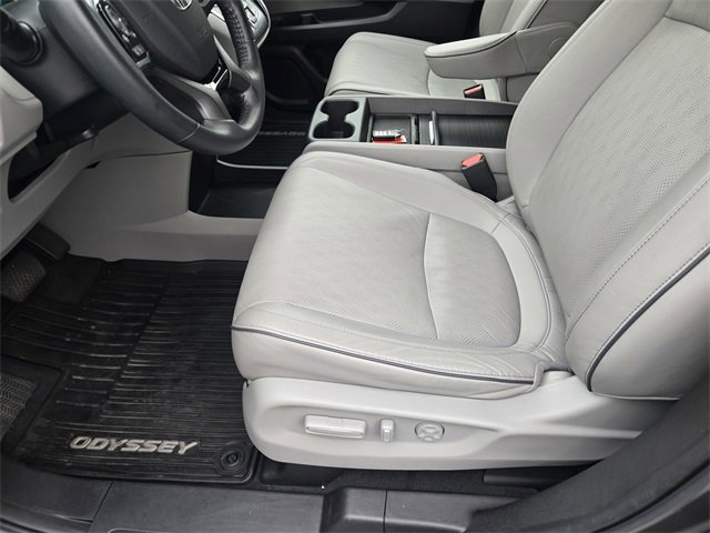 Used 2023 Honda Odyssey Elite image 23