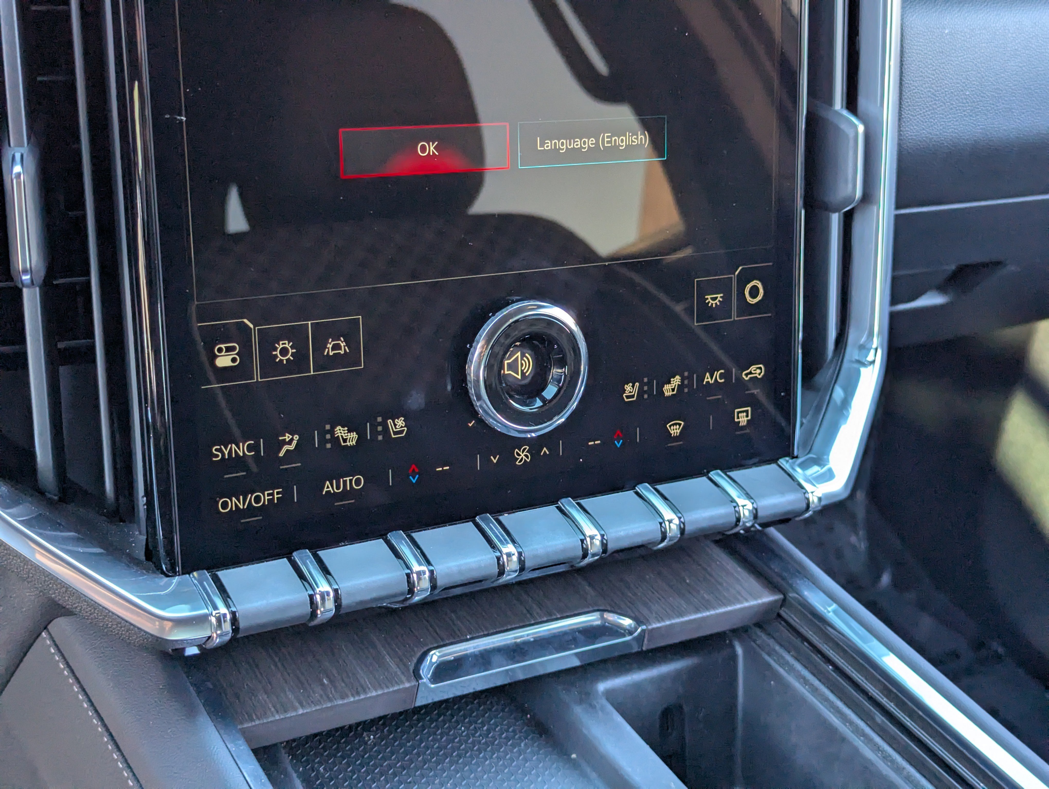 Used 2025 GMC Acadia Denali w/ Super Cruise Package image 26