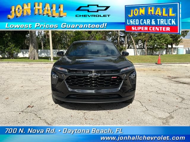 Used 2024 Chevrolet Trax RS w/ Sunroof Package FWD image 17